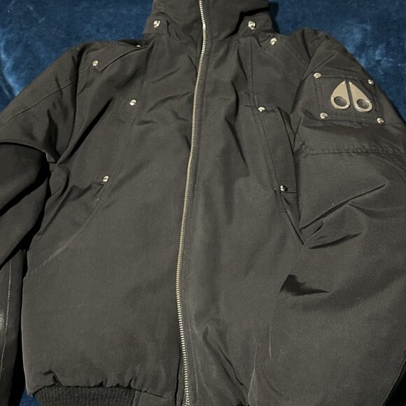 Authentic Moose Knuckles Bomber Jacket, size large - Kids - Picture 7 of 8